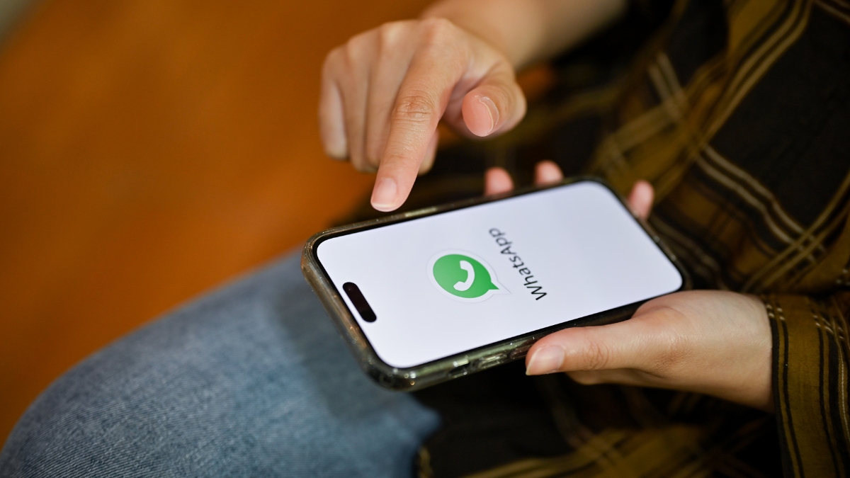 whatsapp-status-video-length-increased-for-some-iphone-users-check-new